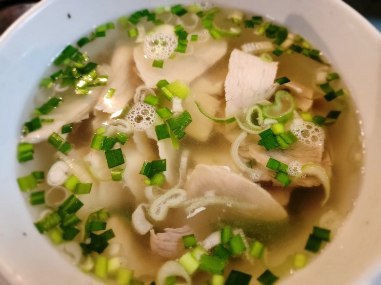  광화문국밥 : 박찬일 셰프의 맑은 돼지국밥(미슐랭 맛집)