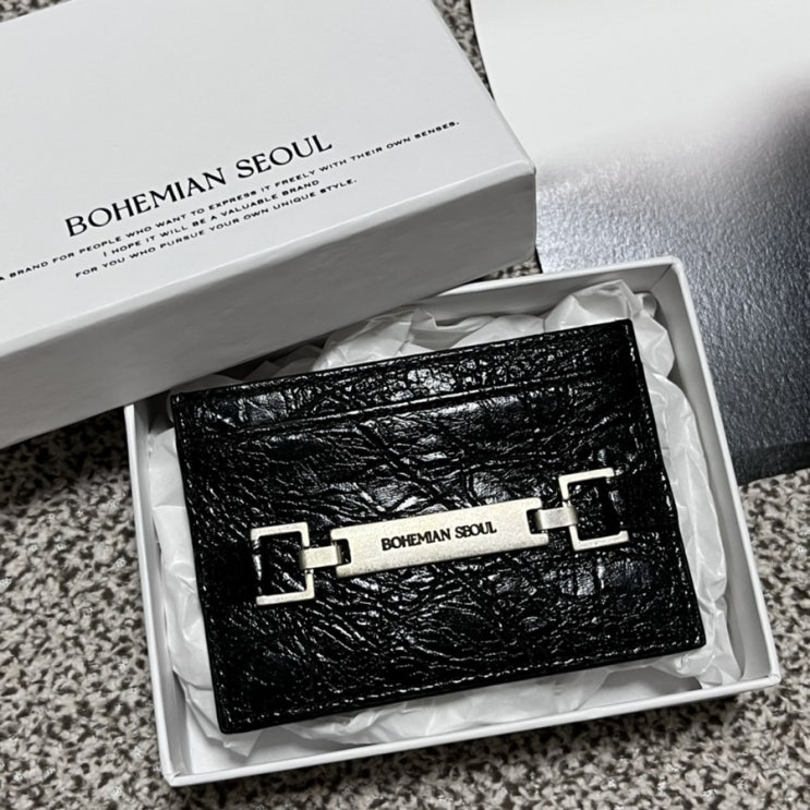  보헤미안서울 카드지갑 후기 • leather metal belted wallet in black