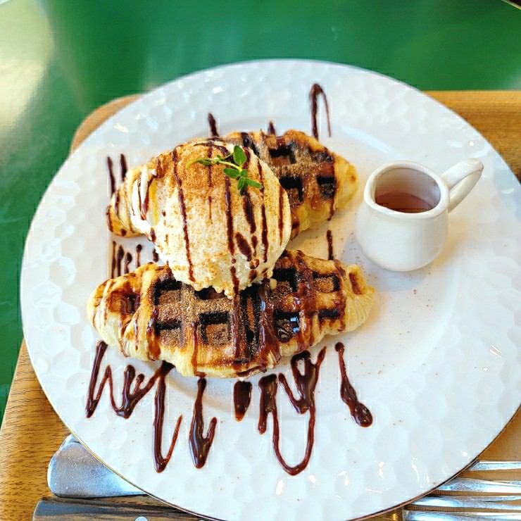  [광주 동명동카페] 크로플 디저트가 맛있는 카페 블루웨일