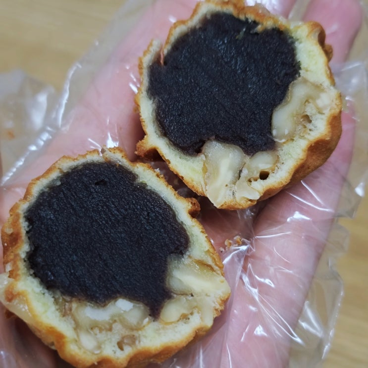 쌀로 만들어 더 맛있는 하르당 대왕카스테라 호두과자 신대방삼거리역점