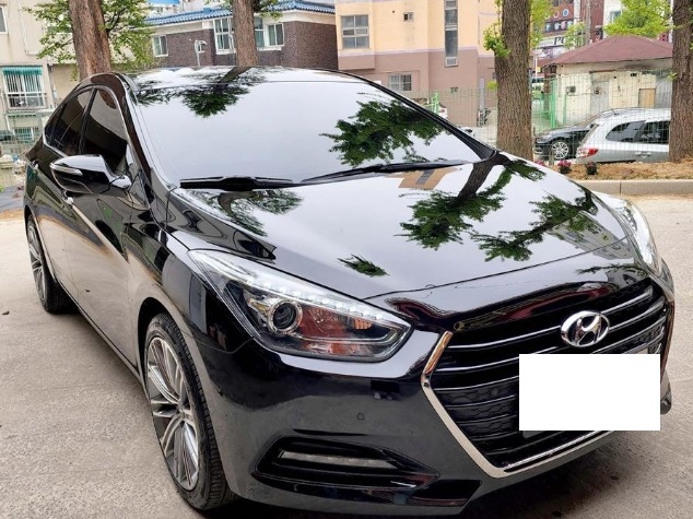  현대 더뉴i40 살룬 중고 세련된 블랙 컬러