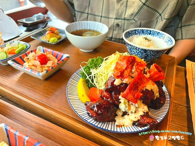  광화문 경희궁길 데이트 맛집 일본가정식 도토리 브라더스
