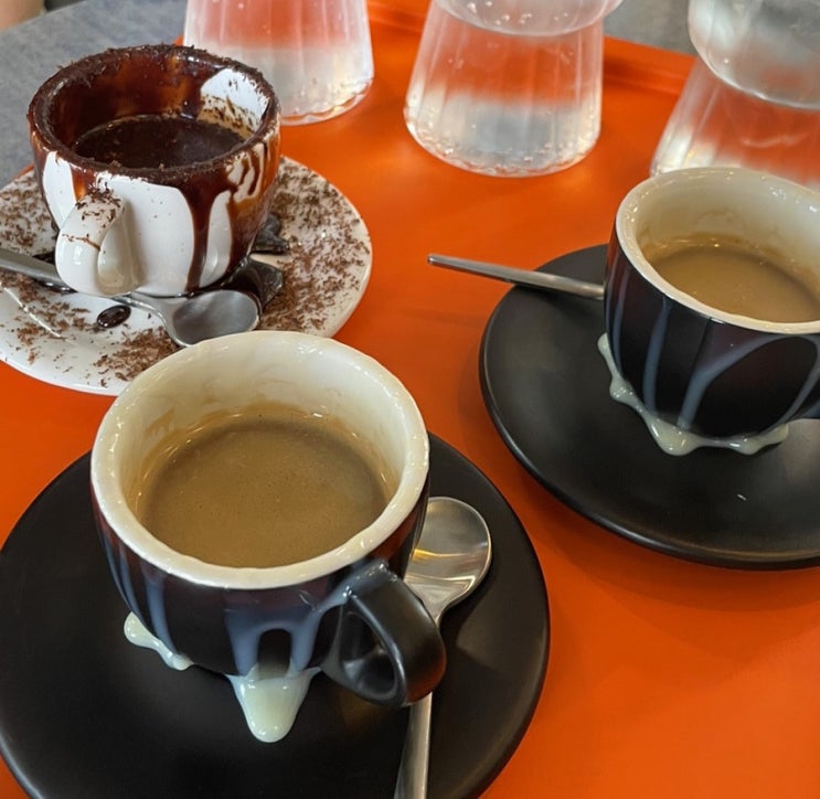  [이태원/한남동 카페] 루프탑이 매력적인 한남동 신상 에스프레소 바 ‘뮬리노 에스프레소바(Mulino espresso bar)’