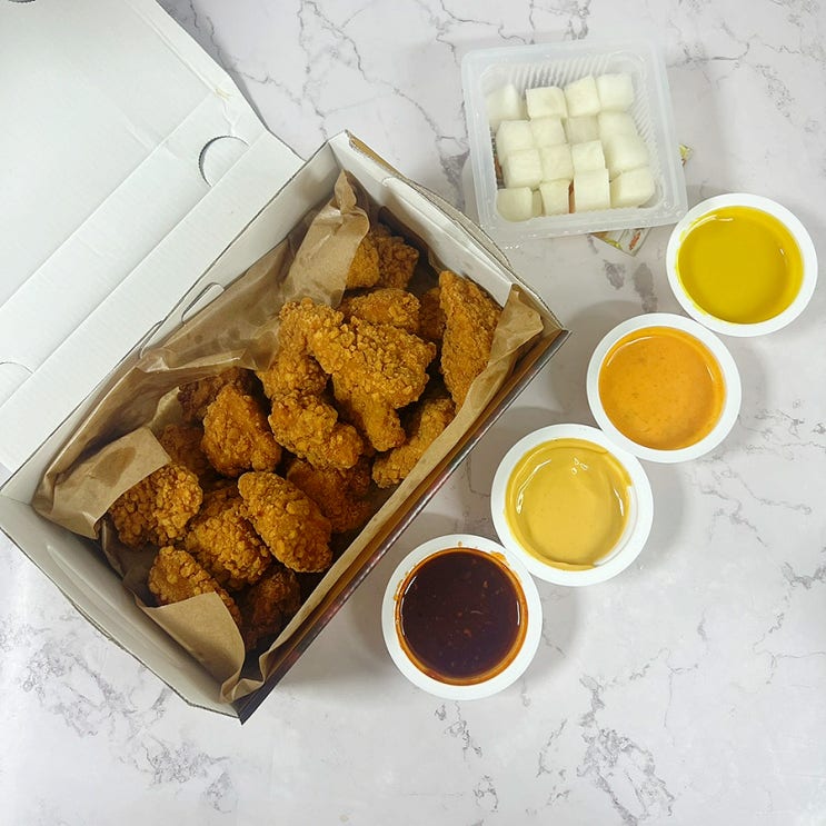  자담치킨 신메뉴 소보로치킨 단짠단짠 맛있어요
