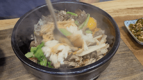  밥 짓는 소리마저 맛있는 광안리 한식 밥집 : 비빔