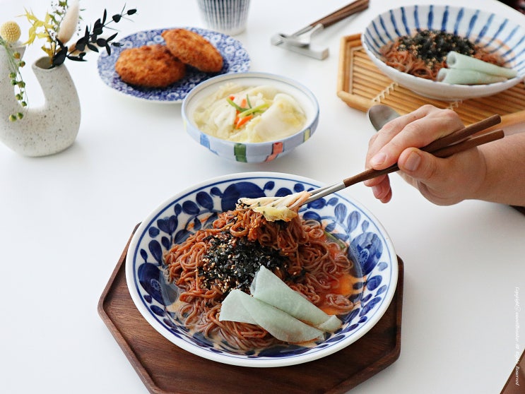  요있네 맘스김치 와사비백김치 톡쏘는 시원함이 별미네