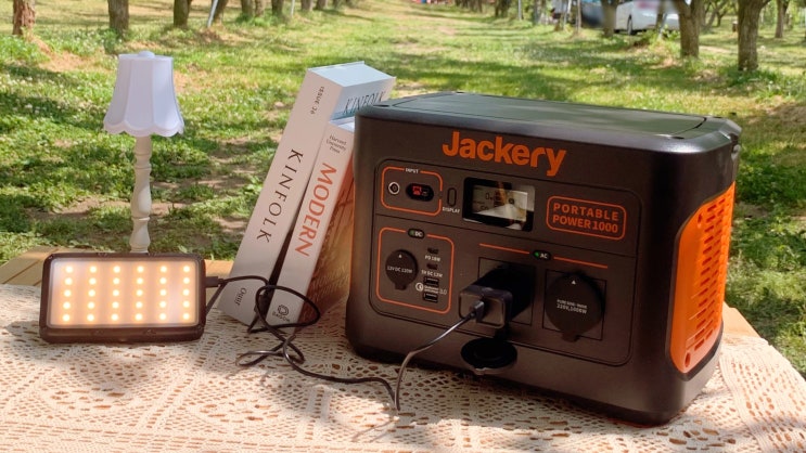  캠핑용품 추천 리뷰! 감성 돋고 소음적은 차박 보조배터리 Jackery 파워뱅크