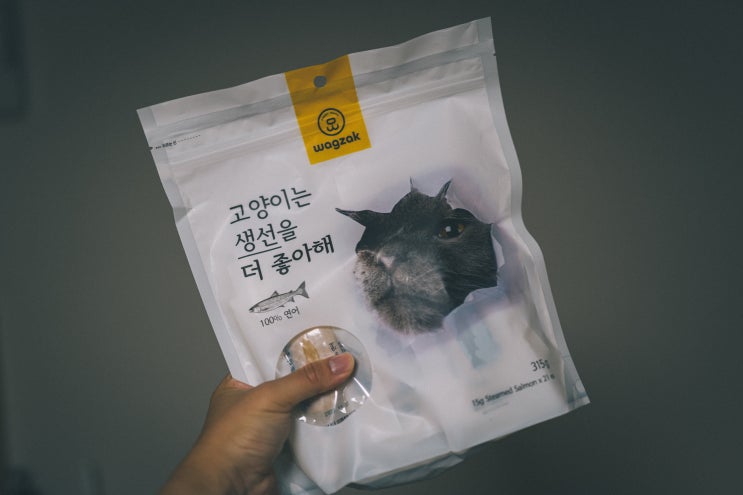  레토로트 고양이 영양식 와그작 고양이는 생선을 더 좋아해 간식