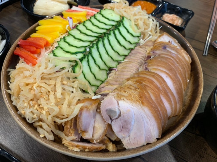 해운대장산족발맛집 좌동 족발맛집 " 도야족발 " 기본 족발도 맛있지만 냉채족발도 맛있네요! 해운대장산족발맛집 좌동 족발맛집 " 도야족발 " 기본 족발도 맛있지만 냉채족발도 맛있네요!