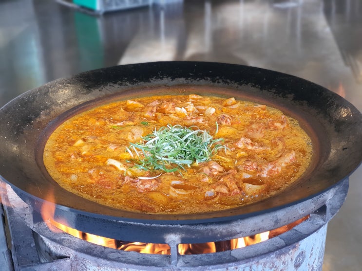  [가평 맛집] 비주얼 최강 가평 설악면 솥뚜껑 닭볶음탕 올림픽밸리