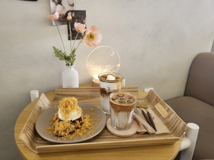  크로플, 커피 진짜 맛있는 천안 신부동카페- "연달"