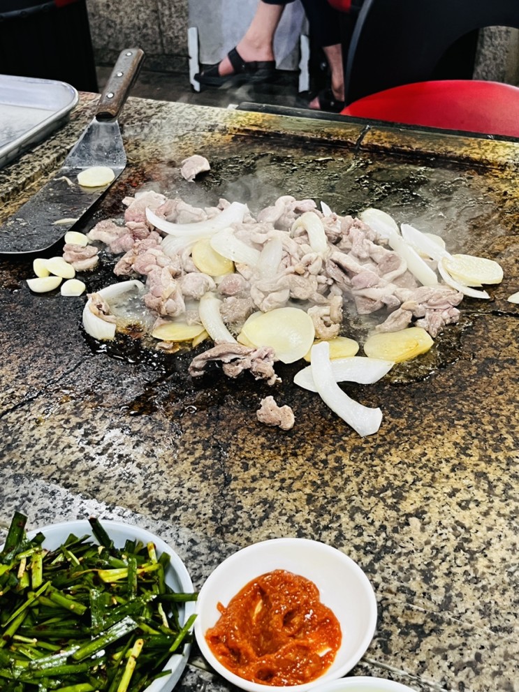 [남양주맛집]남양주 맛집으로 유명한 돌판오리고기맛집, 약수촌