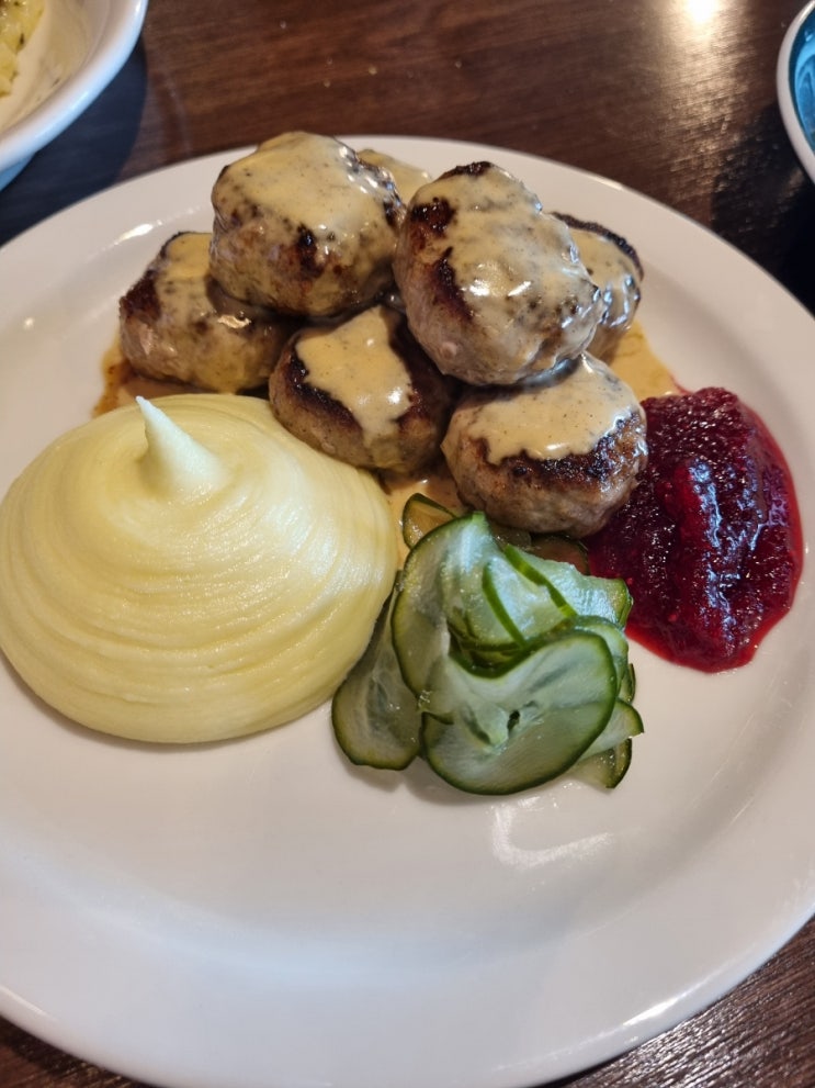  [강릉 견소동] 미트컬쳐 : 분위기 좋은 안목해변 맛집