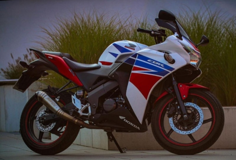 혼다 cbr125r 입문용바이크!! 연비\가격\최고속도\중고