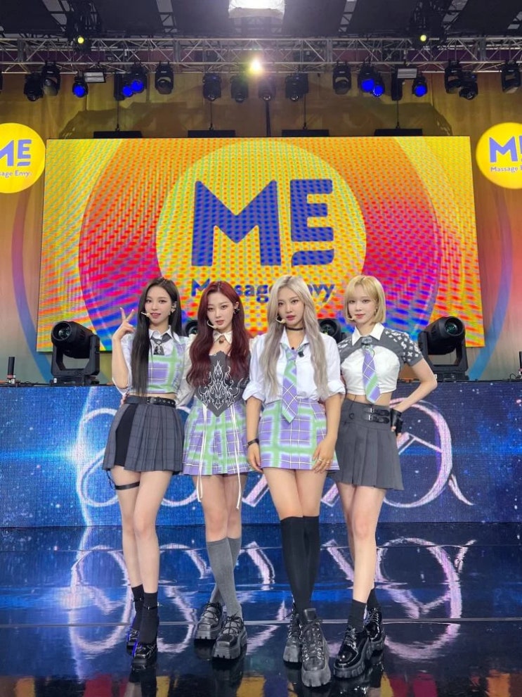 '전참시' 나온 에스파, 사용하는 숙소가 어쩐지 익숙하더라...예전에 슈퍼주니어가 공개한 숙소 '전참시' 나온 에스파, 사용하는 숙소가 어쩐지 익숙하더라...예전에 슈퍼주니어가 공개한 숙소