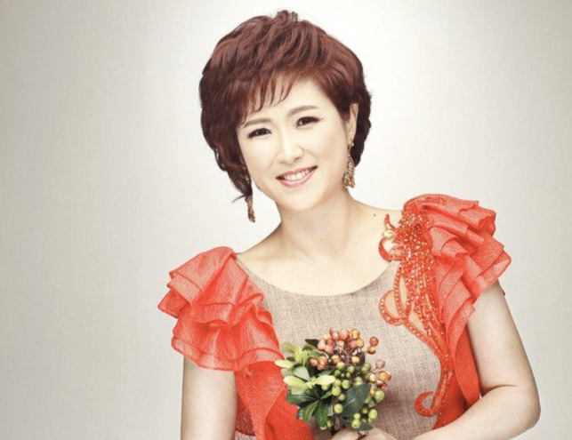  김용임 프로필 나이 고향 트로트 데뷔 대표곡 결혼 이혼 학력