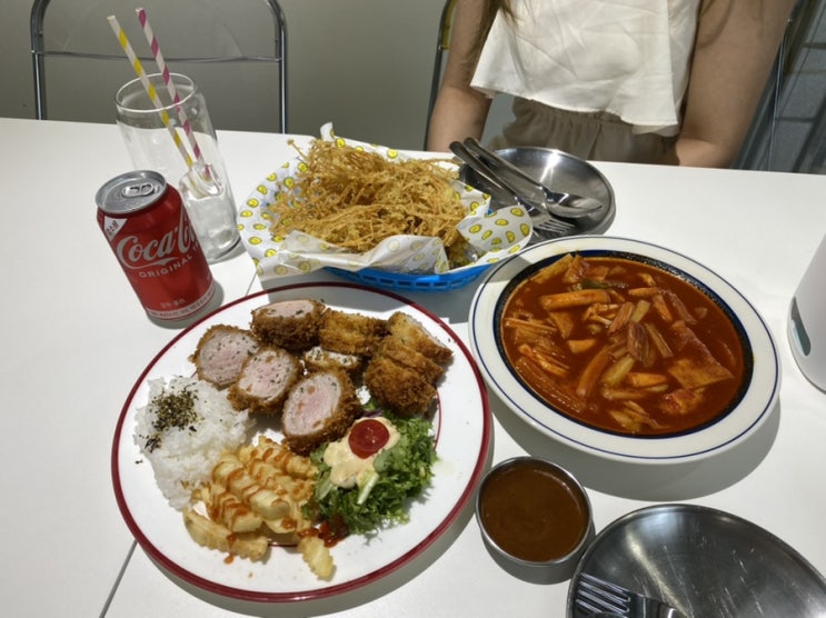  대구 앞산 분식 대명동 떡볶이 맛집 스낵아웃샵 [ SNACK OUT SHOP ]