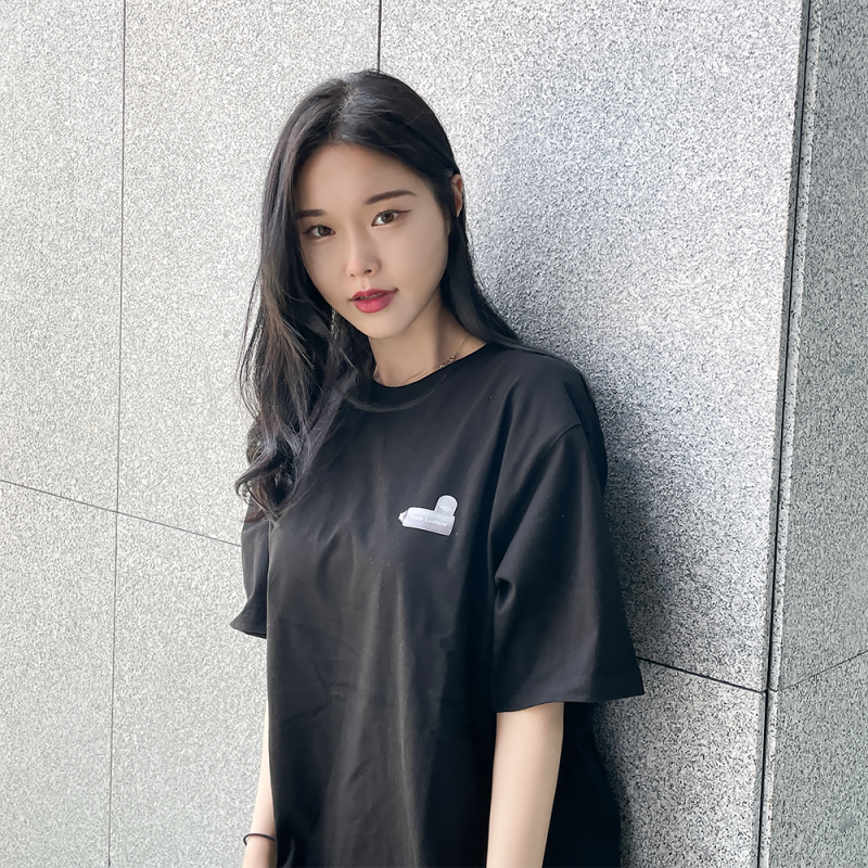 범죄도시2 손석구 티셔츠는 탭루덴스