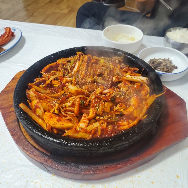 광주근교 전북 남원 돌솥 오징어볶음 맛집 서남만찬