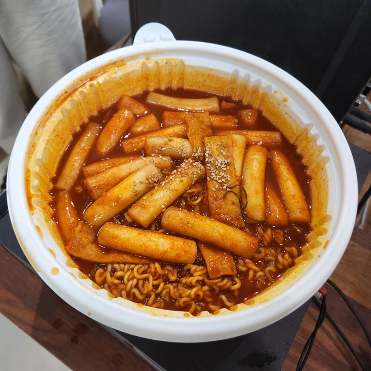  [회사원점심] 33떡볶이 화명점 :: 라볶이 + 33찰순대 + 야채튀김