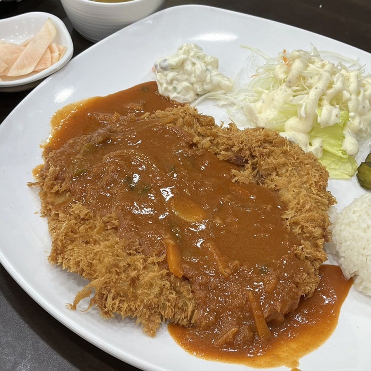 손수 만드신 수제돈까스랑 냉면 맛볼수 있는 신현동 맛집 손수