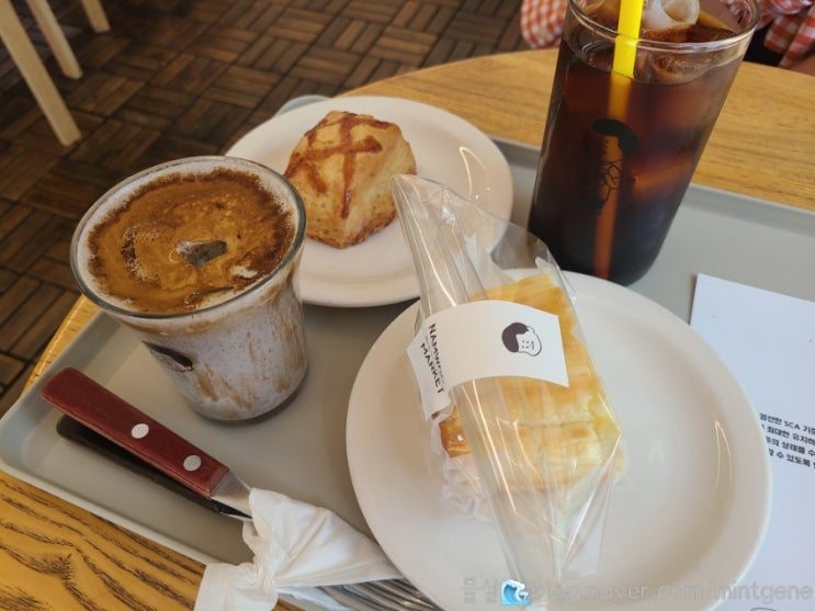  흑임자라떼 덕소도심역카페 자작나무카페  후기