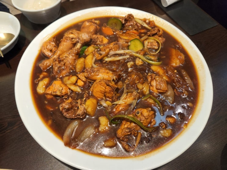  동탄 타임테라스 맛집 봉추찜닭 밥 한 공기 뚝딱