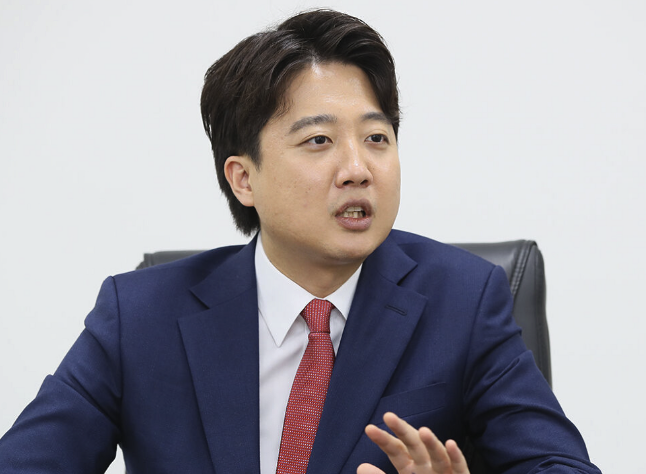 이준석 대표 프로필 고향 이력 인스타 페이스북 나이 학력 가족관계 아버지