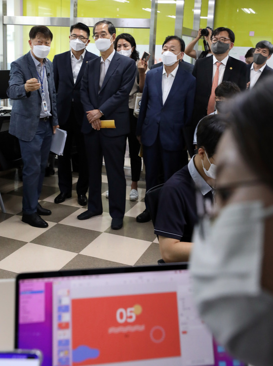  한덕수 국무총리 학교 방문 (대덕소프트웨어마이스터고)