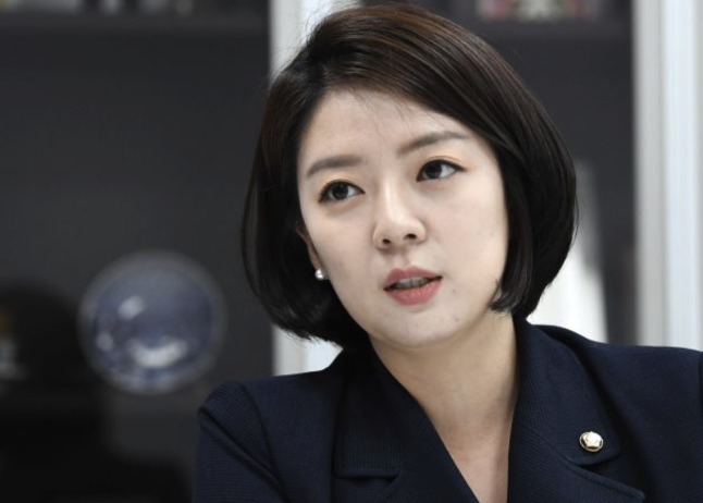  국회의원 배현진 프로필 고향 학력 나이 배우자 아나운서 출신