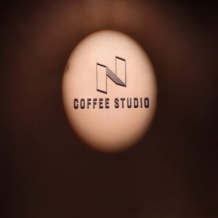 논현 카페 넓은 장소 NCOFFEE STUDIO