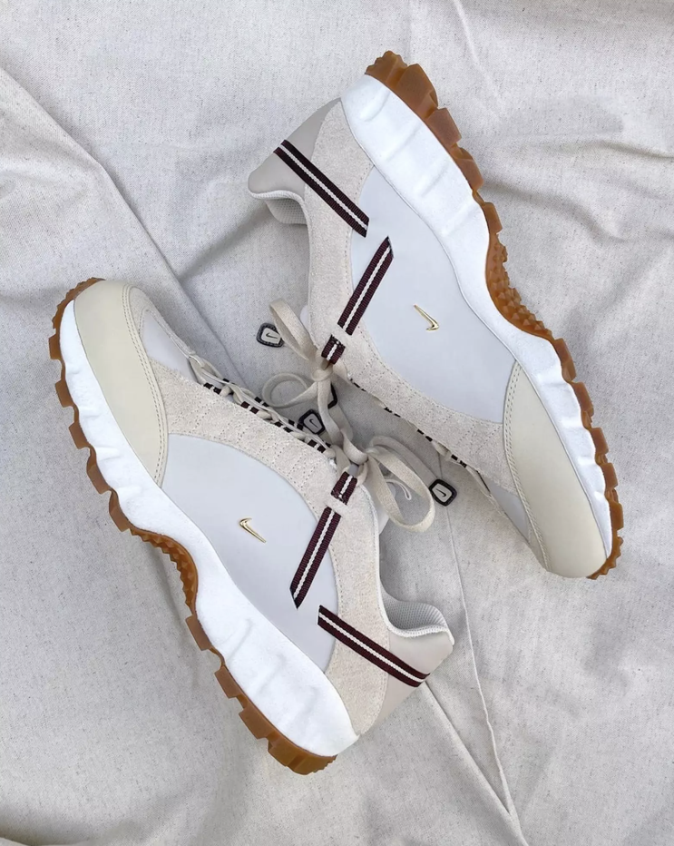  나이키 x 자크뮈스 (Nike x Jacquemus Air Humara) LX 라이트본/골드 휴마라 Review