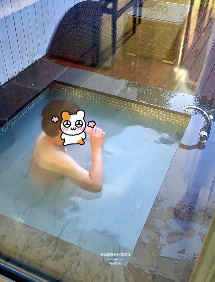  제주 독채펜션 _ 서귀포 스마트풀빌라 후기(야외 자쿠지, 수영장)