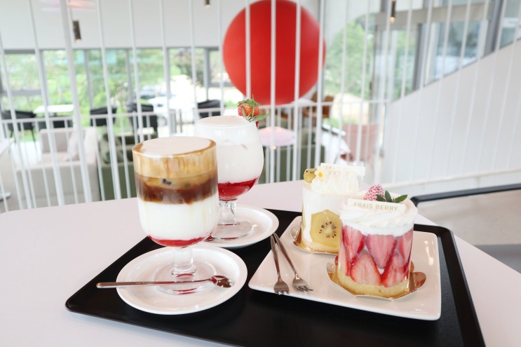 고양 서오릉 카페 프레베리, 맛있는 딸기케이크 카페