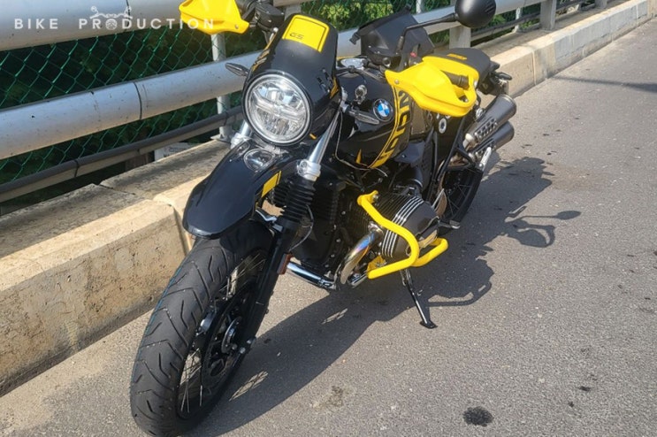  긴급! 오토바이 탁송 bmw R nine T 뒷바퀴 파손으로 센터 이송