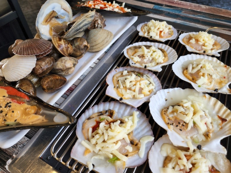 을왕리 조개구이 왕산해수욕장 맛집 나들이 개똥이네 조진다