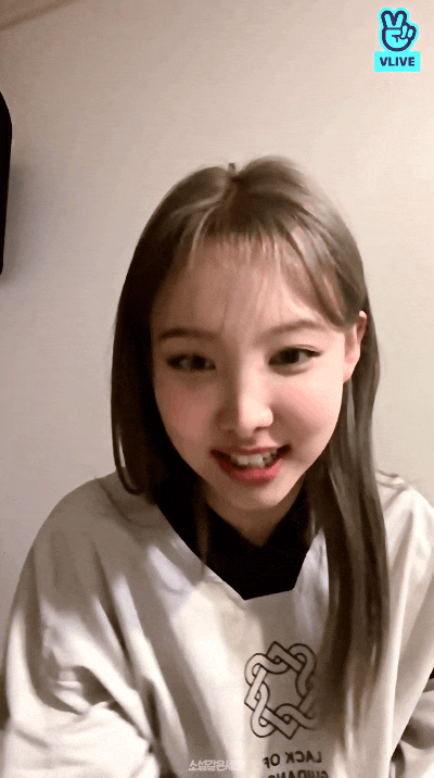 <b>트와이스</b> 미니 11집 <BEtW9EN 1&2> 발매 + 스포<b>요정</b> 나연