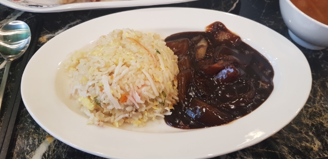 안양아이에스비즈타워 1층 중화요리 식구반점 게(맛)살볶음밥 탕수육 맛집 음식점 안양아이에스비즈타워 1층 중화요리 식구반점 게(맛)살볶음밥 탕수육 맛집 음식점