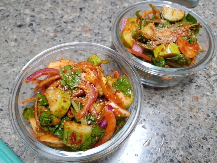  모닝 홈쿡/오이 무침/오겹살 볶음/오겹살 덮밥/감자고추장찌개