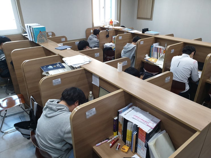  <구미재수학원 비오비학원> 2023대입재수종합반 조기 마감 후 정원보다 더 많은 학생들이 대기 순번을 기다리고 있다는데...