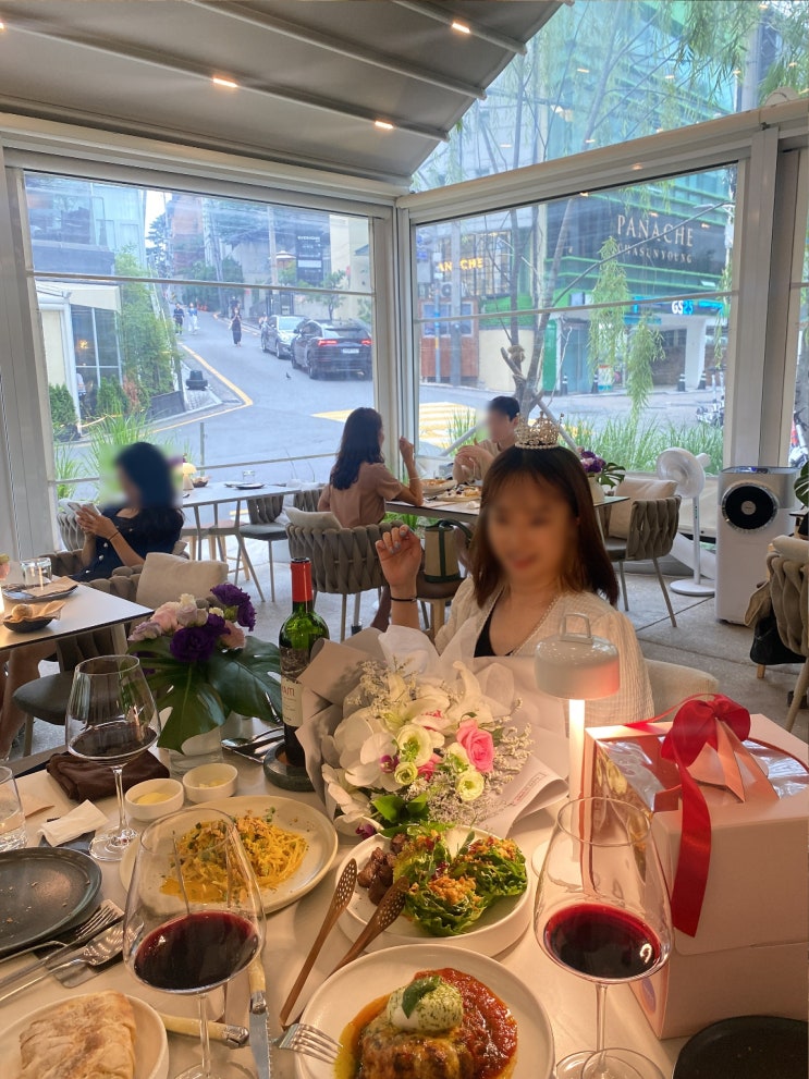  청담맛집 분위기 좋았던 압구정로데오역 보메청담 생일파티 후기