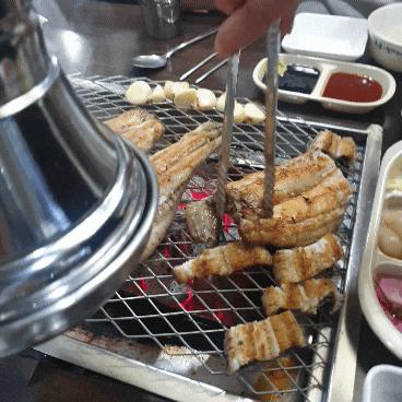  초복엔 장어 어떠세요? 연남동 장어 맛집 : 풍천장어