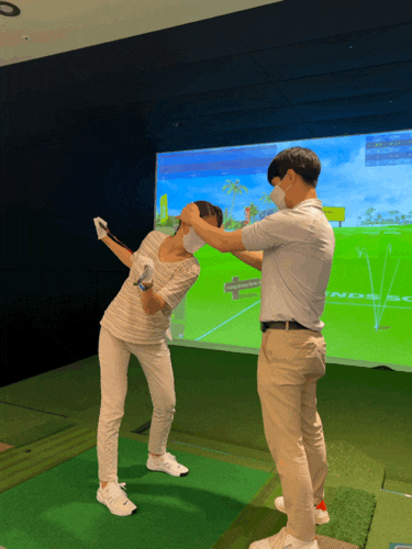  KPGA선수와 함께하는 쾌적한 김포 골프연습장, 프렌즈아카데미 김포구래점