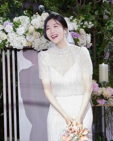 이해리 결혼식 본식장소 드레스 인스타 유튜브 총정리