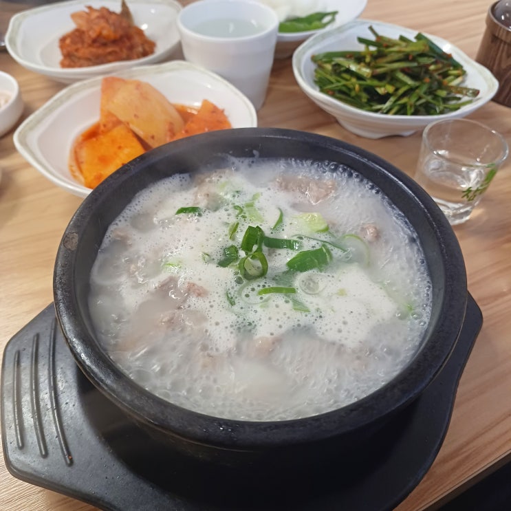 인천 계양구 계산동 따끈따끈한 옛날돼지국밥