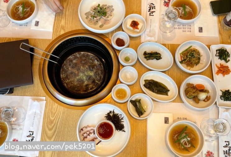  가족모임으로 좋은 룸있는 고기집! 정갈한찬과 맛깔난 간장게장이 나오는곳! 고기가 맛있는 고기맛집 물왕저수지 맛집 [고반가든 물왕점]
