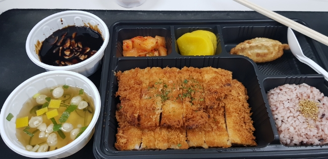 안양 이백장돈가스 블랙 갈릭 왕돈까스 안양아이에스비즈타워 배달 맛집 안양 이백장돈가스 블랙 갈릭 왕돈까스 안양아이에스비즈타워 배달 맛집