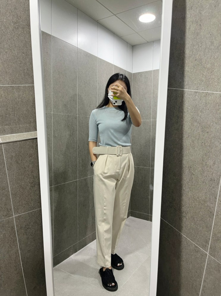 엘리로 ELIRO 여성슬랙스로 하객룩 오피스룩 코디 엘리로 ELIRO 여성슬랙스로 하객룩 오피스룩 코디