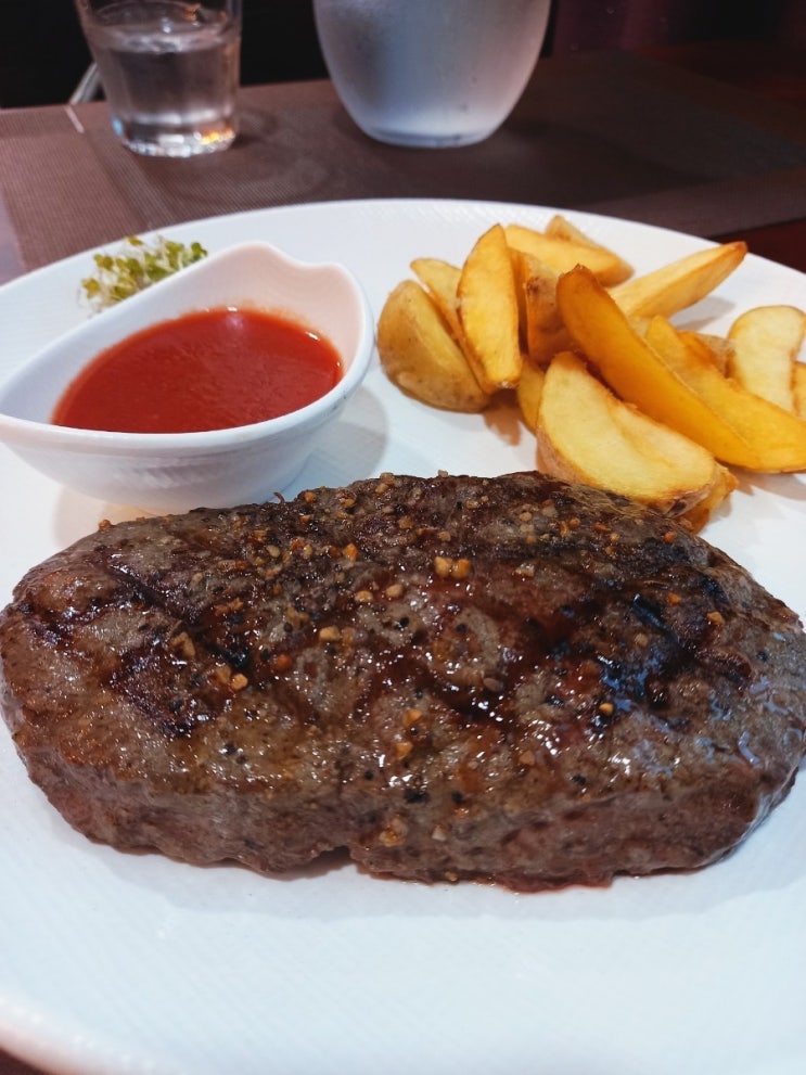  인천 연수구 맛집 <보나패밀리레스토랑> 후기