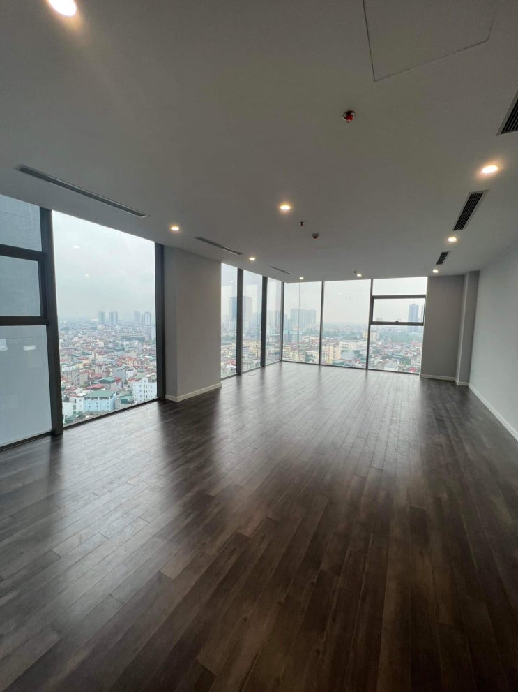 하노이 더 나인(THE NINE) 아파트 3룸 노옵션 2200만동, 고층 40평 [2022년 7월 즉시입주가능]
